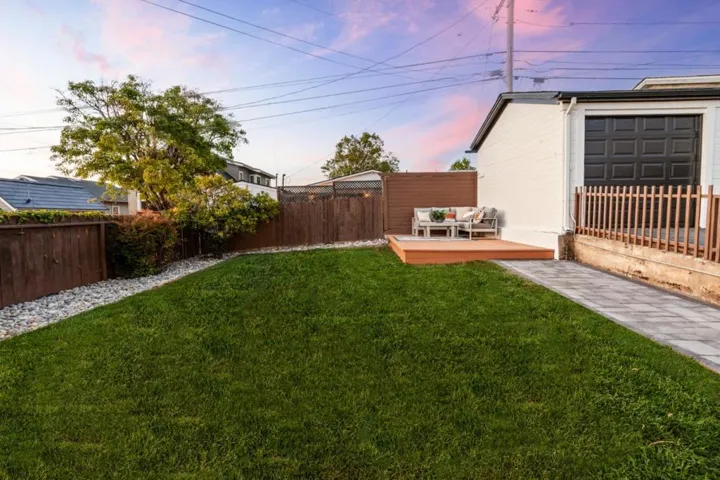 930 Laguna Avenue, Burlingame, California 94010