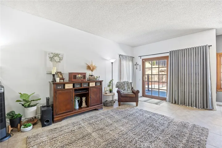 21000 Shadow Oak Drive, Yorba Linda, California 92886