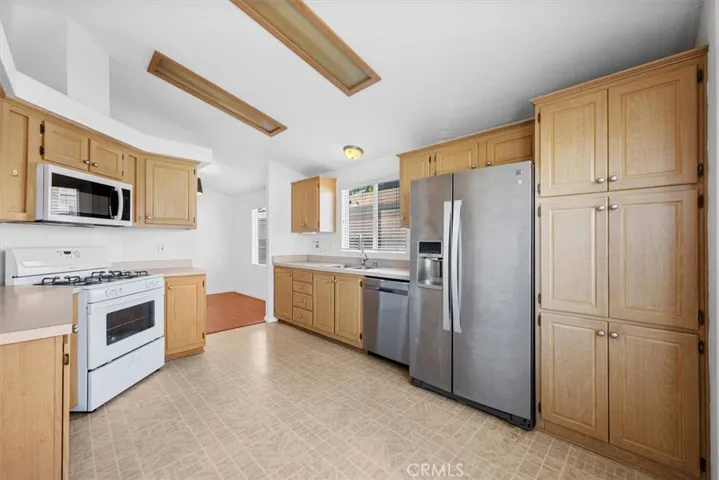 700 E Washington Street 146, Colton, California 92324