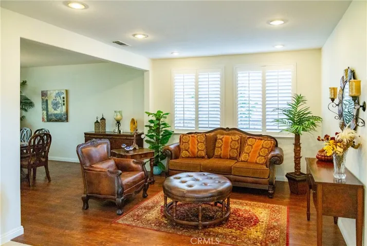922 Feather Peak Drive, Corona, California 92882