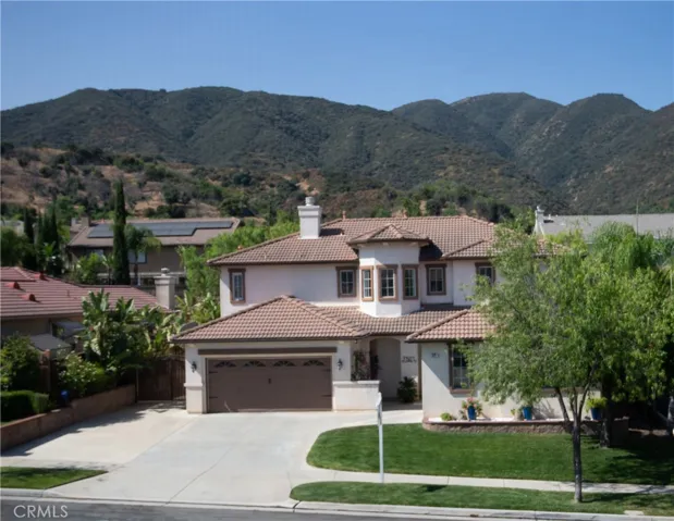 922 Feather Peak Drive, Corona, California 92882