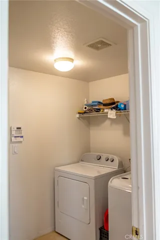 922 Feather Peak Drive, Corona, California 92882