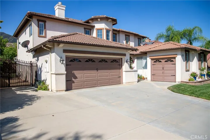 922 Feather Peak Drive, Corona, California 92882