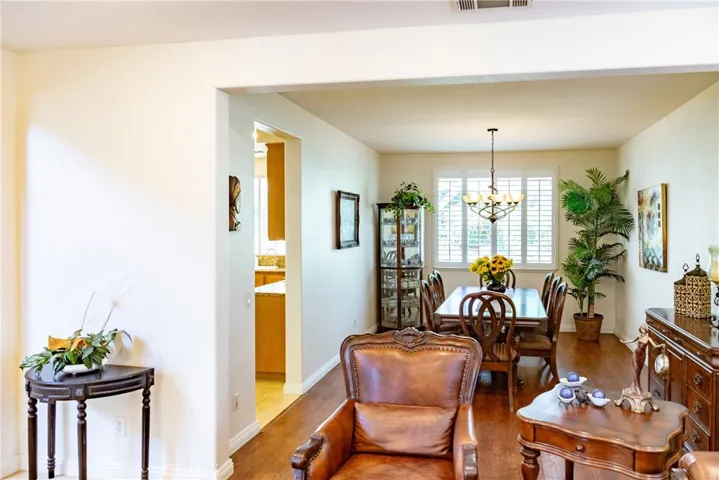 922 Feather Peak Drive, Corona, California 92882