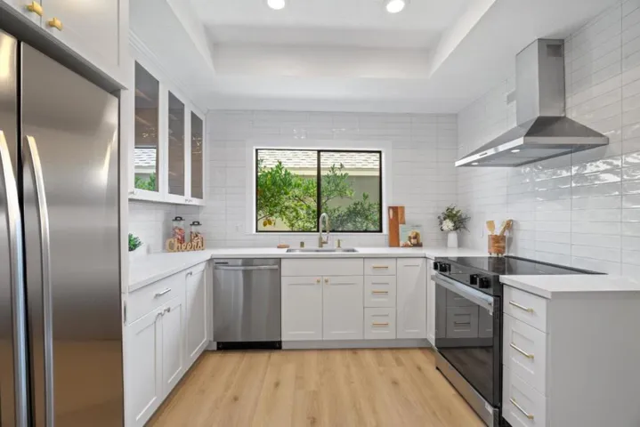 855 Lynx Lane, Foster City, California 94404