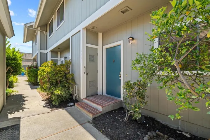 855 Lynx Lane, Foster City, California 94404