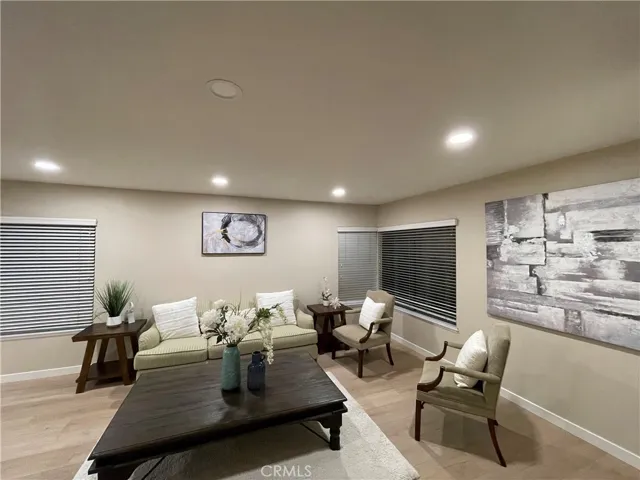 1 Ninos, Irvine, California 92620