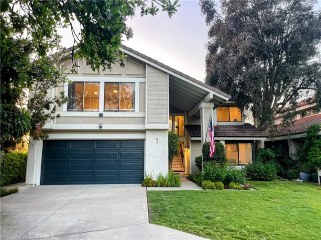 1 Ninos, Irvine, California 92620
