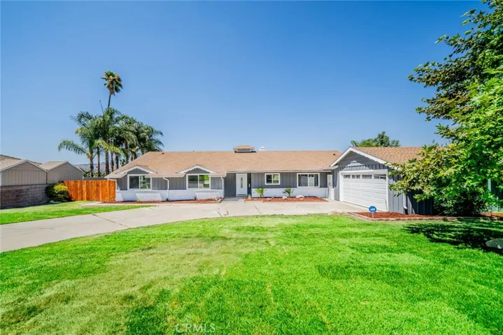 5543 Rio Rancho Way, Riverside, California 92504