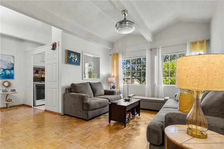 712 W Doran Street, Glendale, California 91203