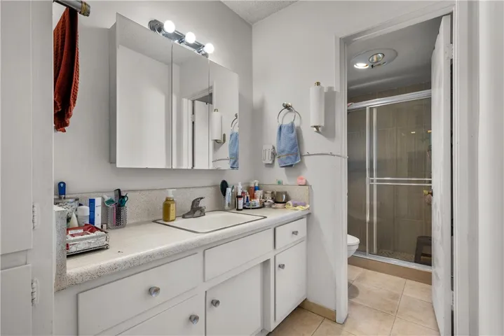712 W Doran Street, Glendale, California 91203