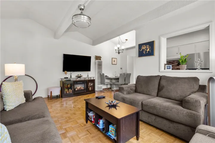 712 W Doran Street, Glendale, California 91203