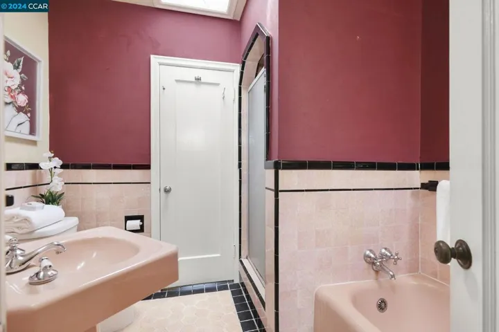 2030 Rivera Street, San Francisco, California 94116-1717