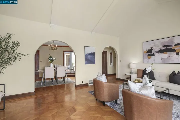 2030 Rivera Street, San Francisco, California 94116-1717