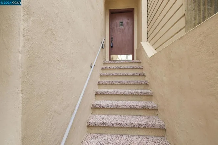 2030 Rivera Street, San Francisco, California 94116-1717
