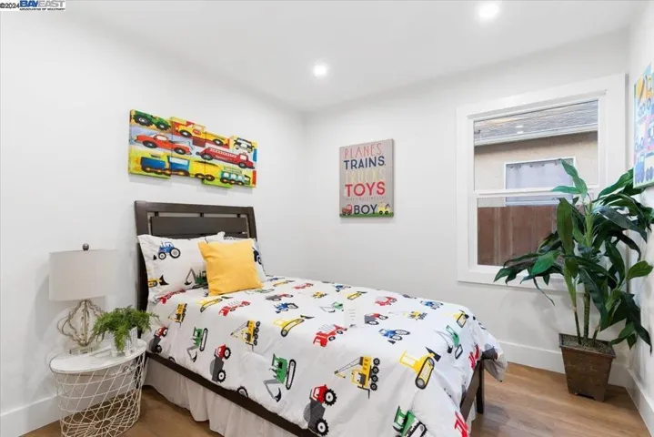 17004 Via Andeta, San Lorenzo, California 94580