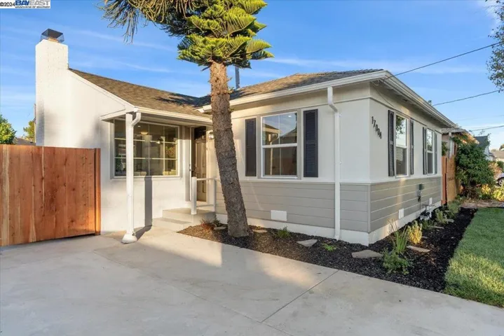 17004 Via Andeta, San Lorenzo, California 94580