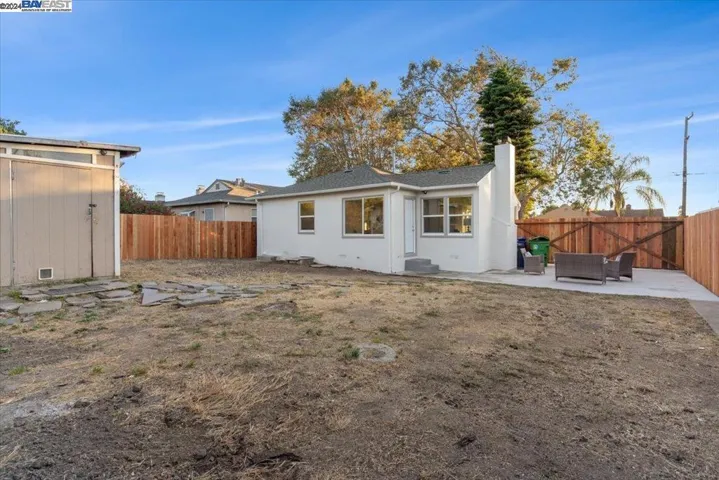 17004 Via Andeta, San Lorenzo, California 94580