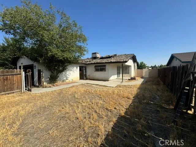 3905 White Lane, Bakersfield, California 93309
