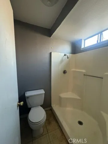 3905 White Lane, Bakersfield, California 93309