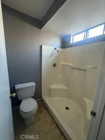 3905 White Lane, Bakersfield, California 93309