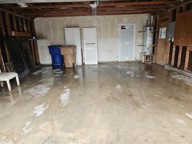3905 White Lane, Bakersfield, California 93309