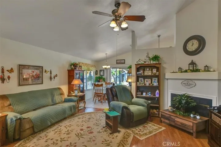 533 Tharp Road, Yuba City, California 95993