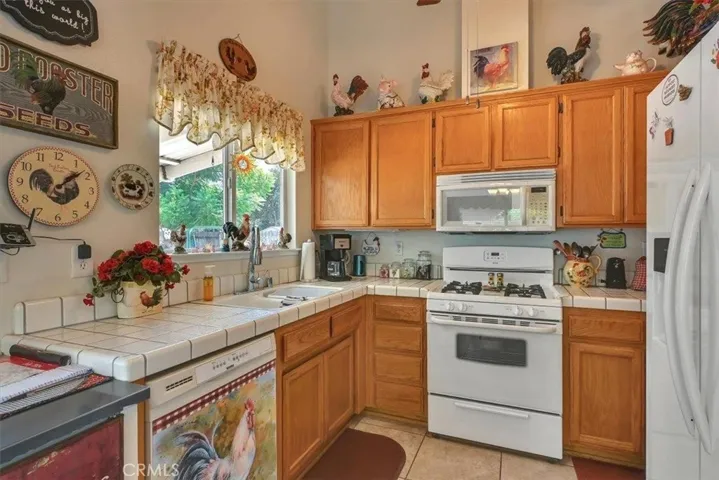 533 Tharp Road, Yuba City, California 95993