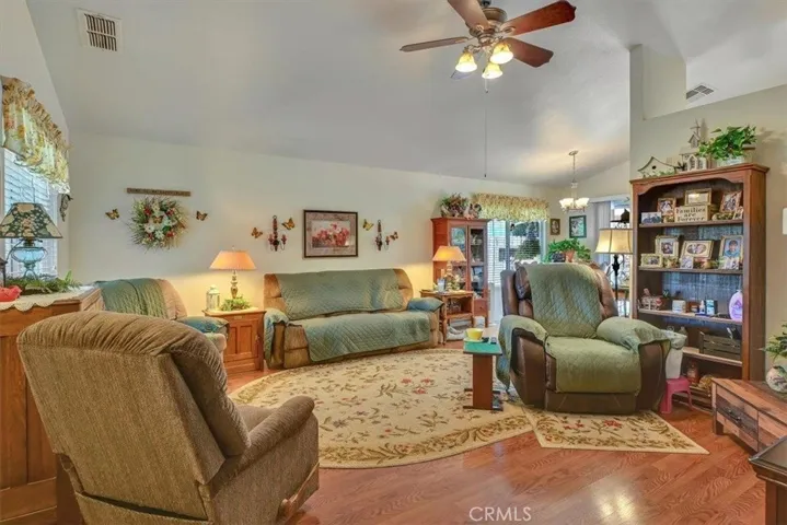 533 Tharp Road, Yuba City, California 95993