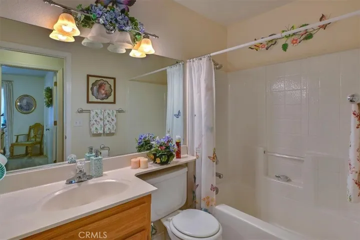 533 Tharp Road, Yuba City, California 95993