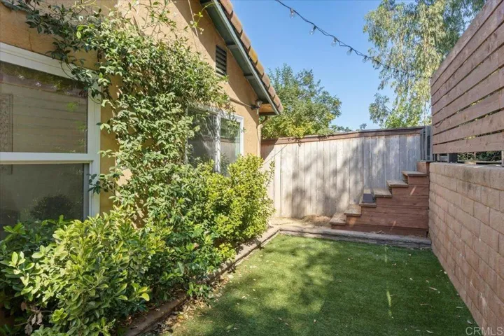 1808 Loreto Gln, Escondido, California 92027