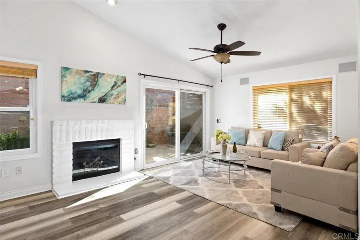 1808 Loreto Gln, Escondido, California 92027