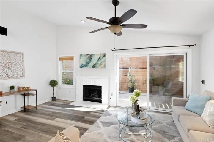 1808 Loreto Gln, Escondido, California 92027