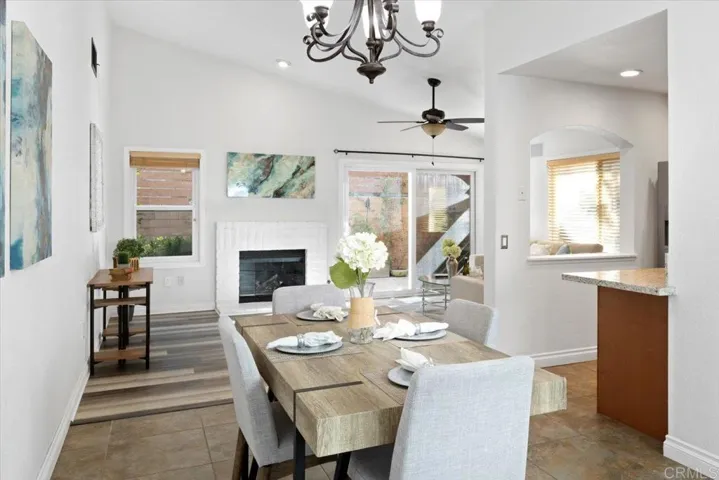 1808 Loreto Gln, Escondido, California 92027
