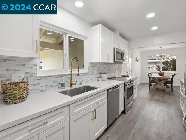 1530 American Beauty Dr, Concord, California 94521