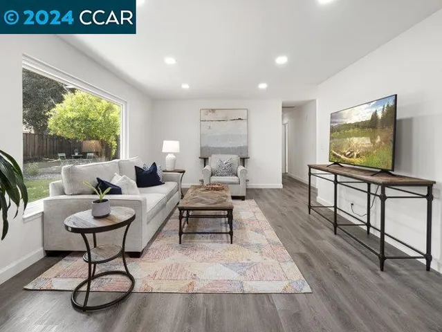 1530 American Beauty Dr, Concord, California 94521