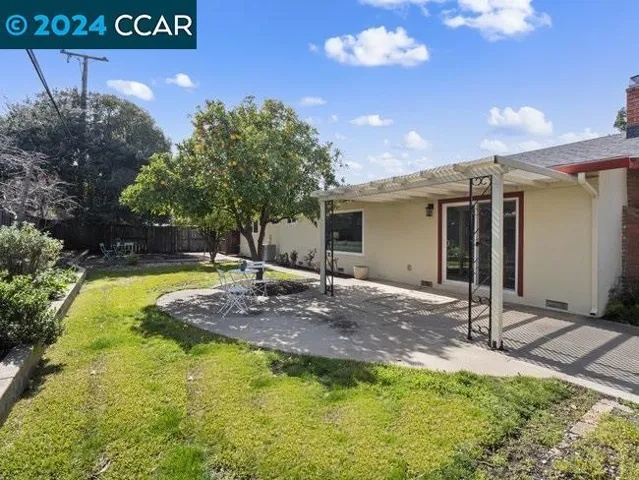 1530 American Beauty Dr, Concord, California 94521