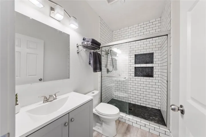 394 Hill Court, Fallbrook, California 92028