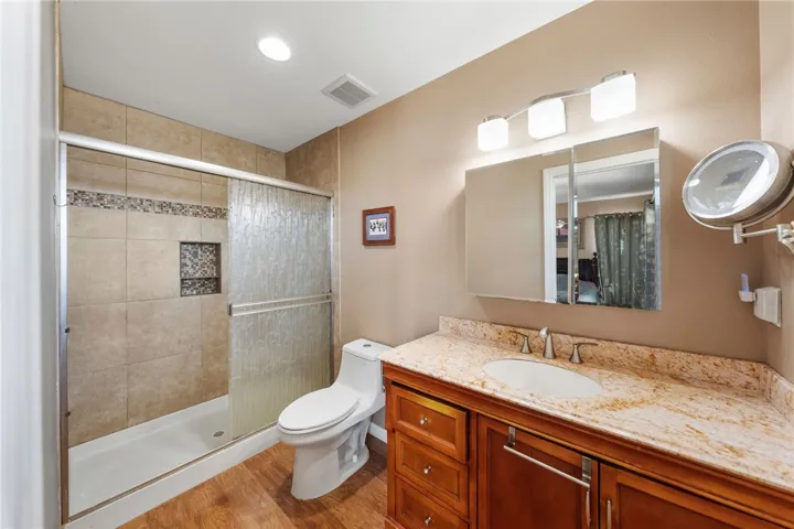 394 Hill Court, Fallbrook, California 92028