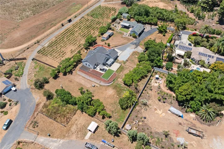 394 Hill Court, Fallbrook, California 92028