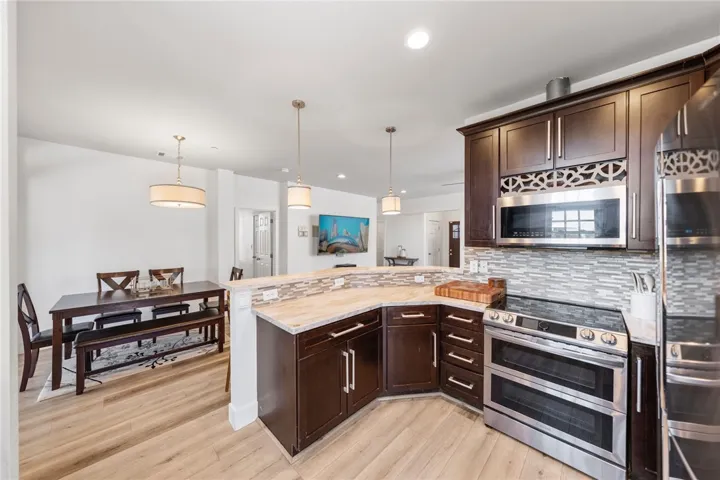 394 Hill Court, Fallbrook, California 92028