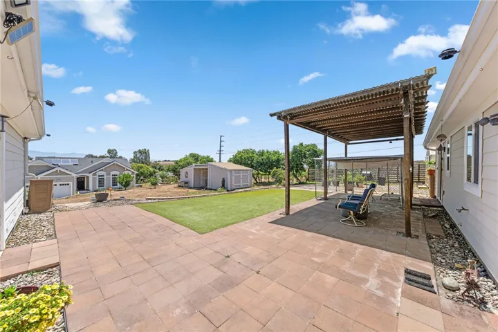 394 Hill Court, Fallbrook, California 92028