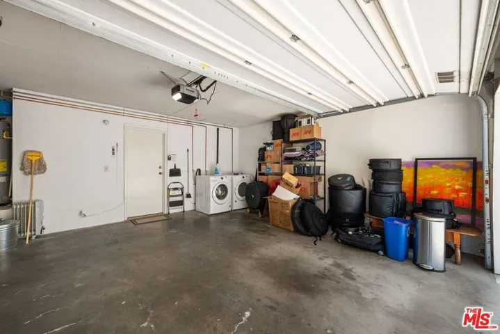 5811 Woodman Avenue 1, Van Nuys, California 91401