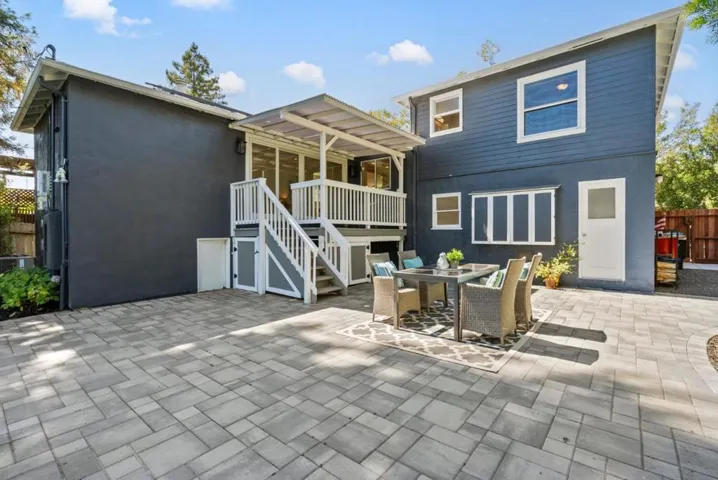 1825 Alameda De Las Pulgas, Redwood City, California 94061
