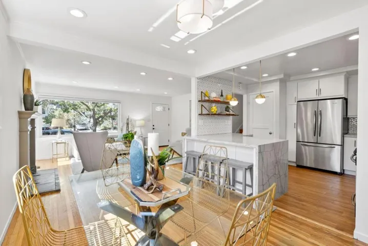 1825 Alameda De Las Pulgas, Redwood City, California 94061