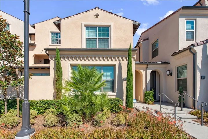 122 Cleverwind, Irvine, California 92618