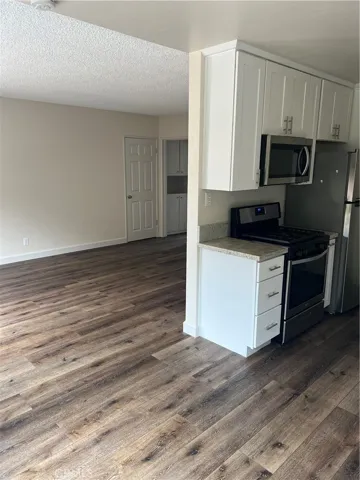15721 Freeman Avenue, Lawndale, California 90260