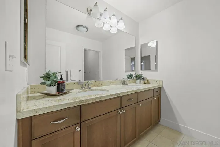 6568 Sunny Brae Dr, San Diego, California 92119
