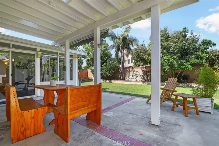 15329 Ryon Avenue, Bellflower, California 90706