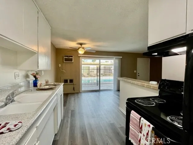 686 E Cottonwood Road 7, Palm Springs, California 92262